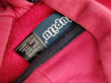 Mikina a rifle, 104–116