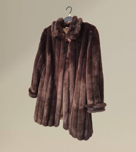 Tmavohnedý kožuch, xxl