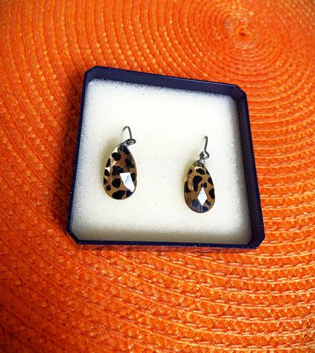 Visiace brúsené náušnice, 