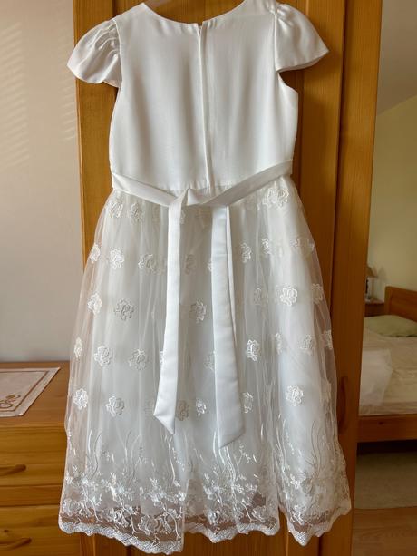 Predám šaty na 1. sväté prijímanie, xs