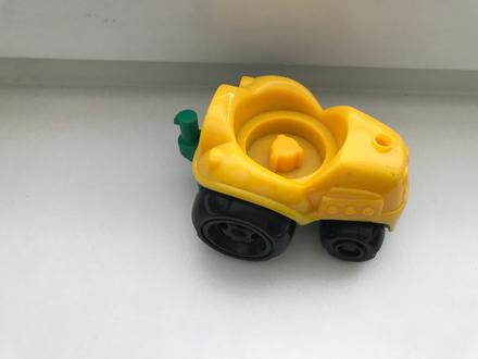 Auticko zn. mattel, dlzka 10 cm,