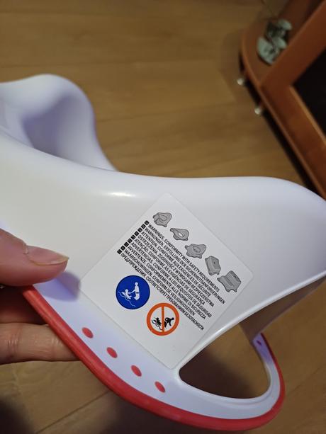 Podsedák na wc, ešte poslúži, 