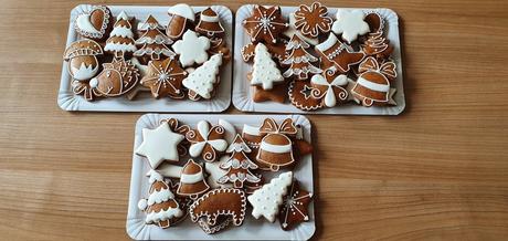 Vianočná tácka medovníčkov (19ks),