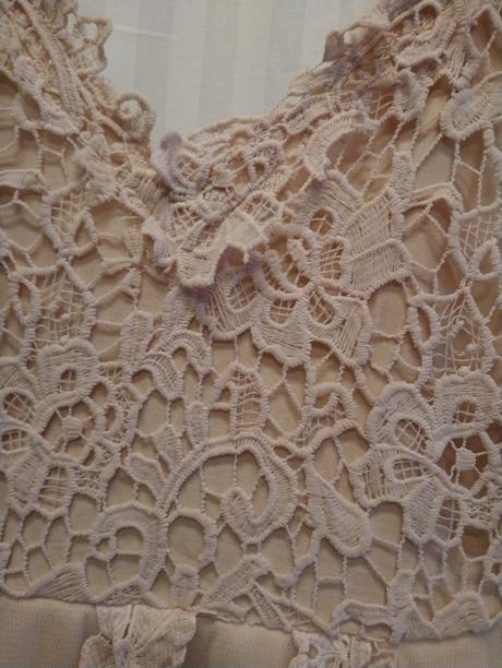 Kostým krémové šaty, 140-152 cm, 