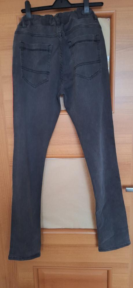 Rifle, chapter young,176