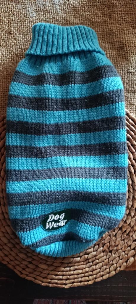 Teplucky sveter pre maleho psíka, 