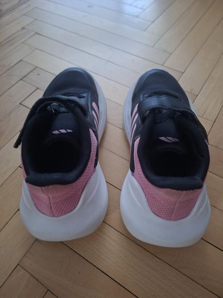 Adidas tenisky, adidas,32