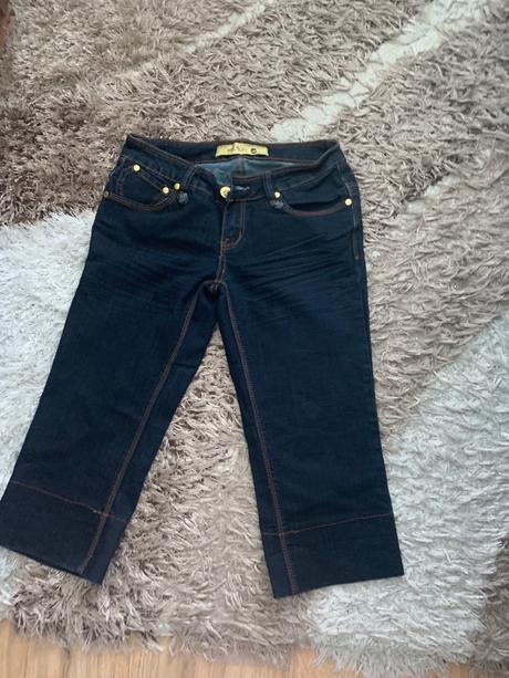 Riflove tristvrtaky, s