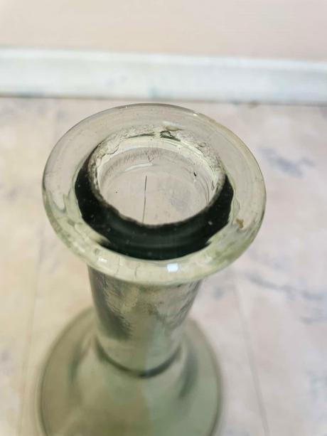 Váza/karafa z hrubého skla, 