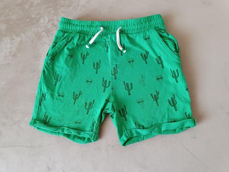 Kraťasy, reserved,86