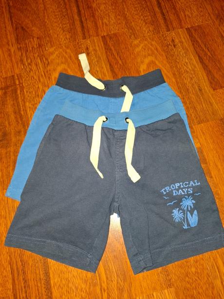 Šortky 2ks, lupilu,104