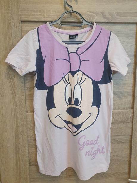 Nočná košeľa, 152