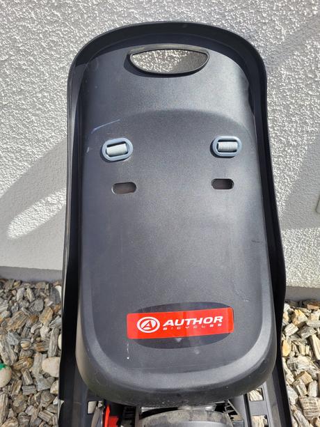 Sedacka na bicykel author, 