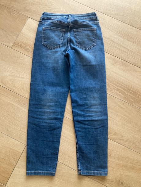 Strečové rifle relaxed fit super stav, h&m,134