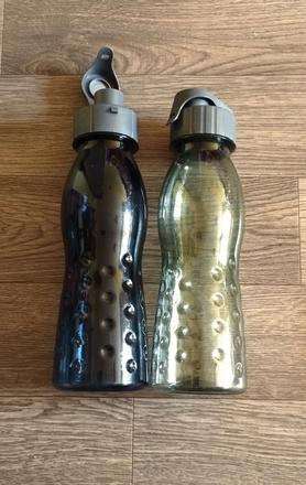 Fľaša na pitie ernesto s objemom 700 ml, s textúro,