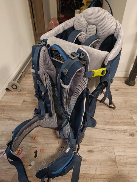 Predam detsky turisticky nosic, deuter