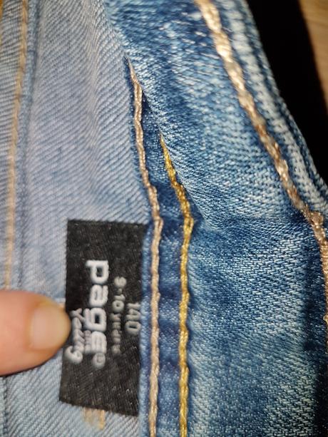 Krasne jeansy pre dievcinu, 140