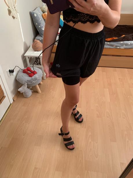 Dámske šortky, 38