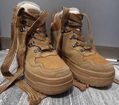 Štýlové zimné topánky na šnurovanie, 36