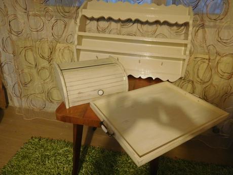 Drevená polica retro,, 