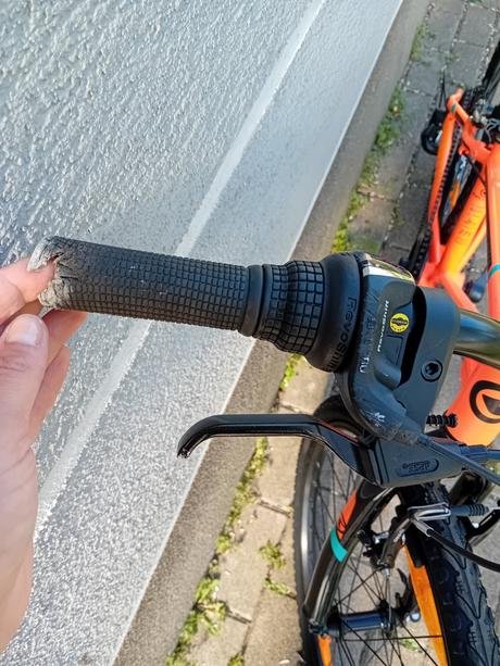 Kellys kiter 30 "24" neon orange, kellys,24