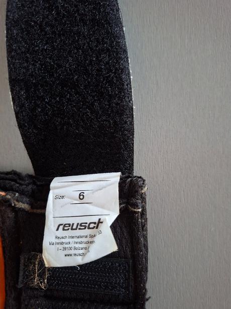 Brankárske rukavice reusch 6, 