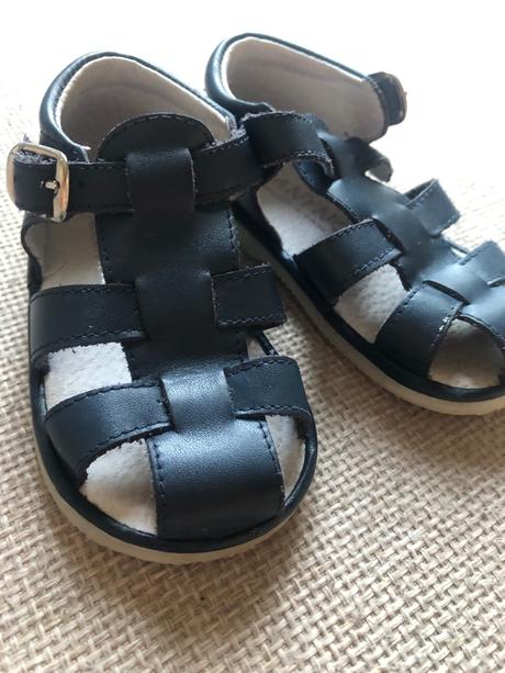 Letné sandále, 20