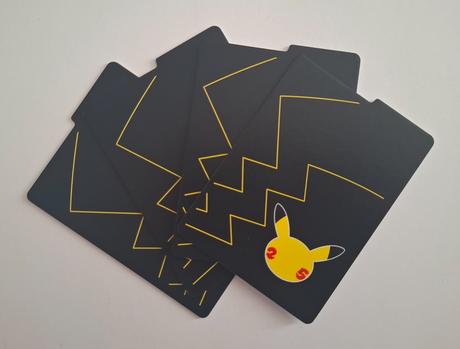 Pokémon oddeľovače (dividery) "celebrations", 