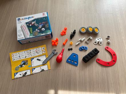 Stavebnica build&play,