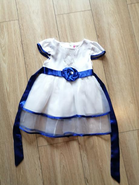 Dievčenské saty, 80