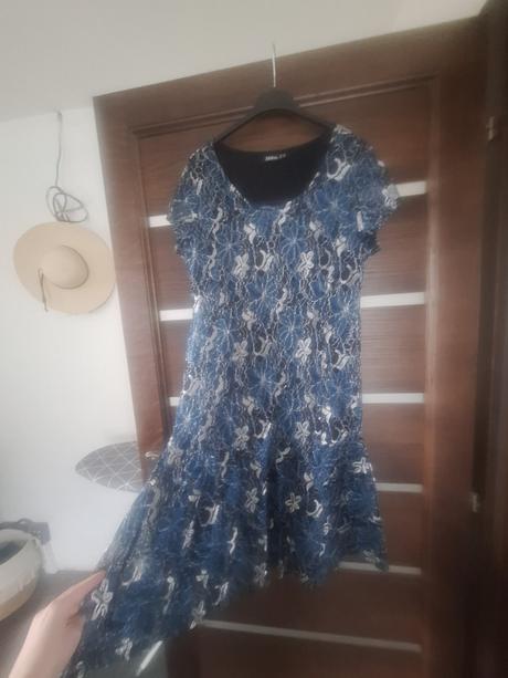 Prilezitostne saty, 42