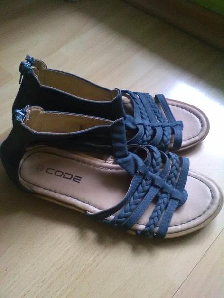 Dievčenské sandálky, 32