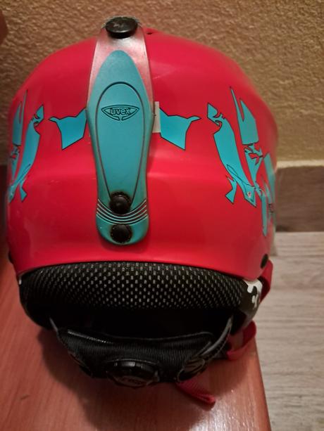 Lyžiarska prilba, m