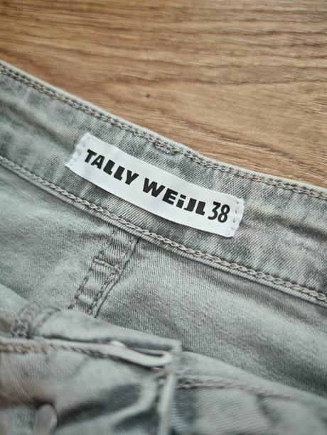 Skvelá denimová sukňa, tally weijl,38