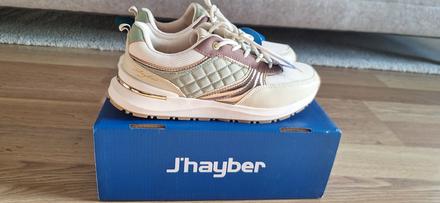 Kvalitne tenisky, 39