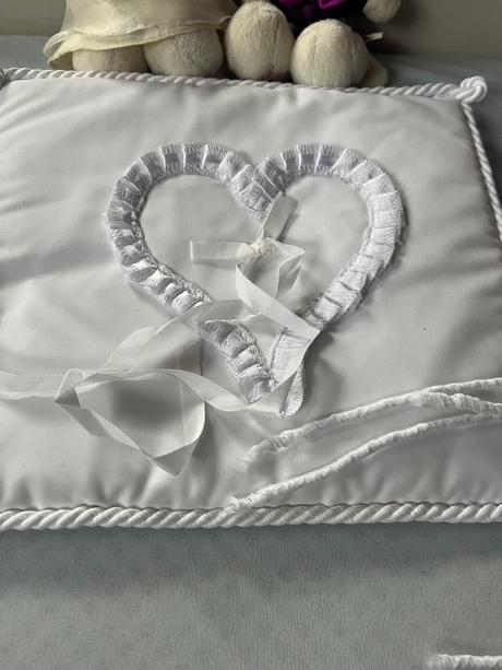 Svadobny podnos a plysaky, 