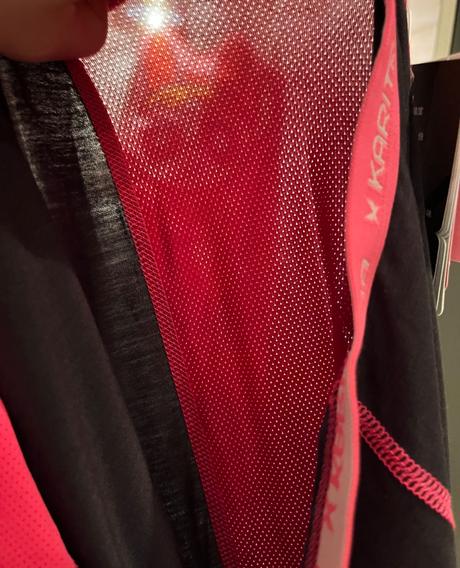 Legíny kari traa, m