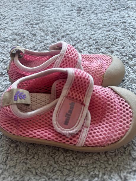 Milash fun shoes 23, 23