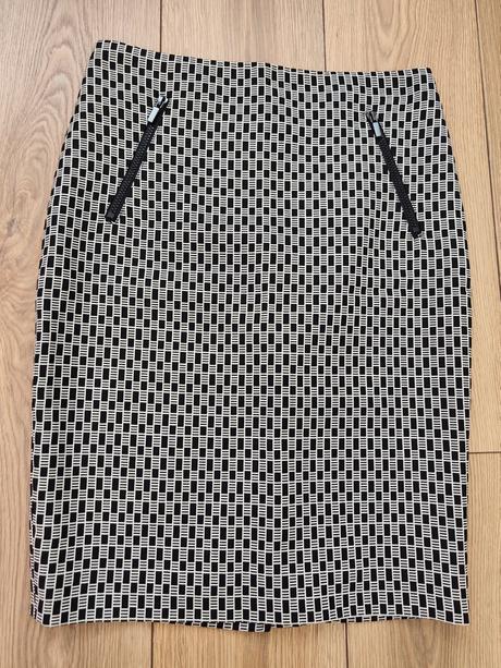 Sukna, marks & spencer,40
