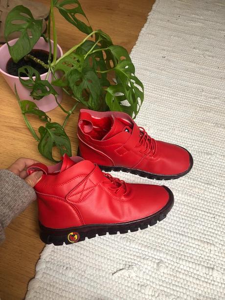 Červené zateplené čižmy/ zimné čižmy, 37