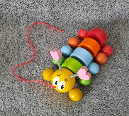 Drevená ťahacia stonožka, 