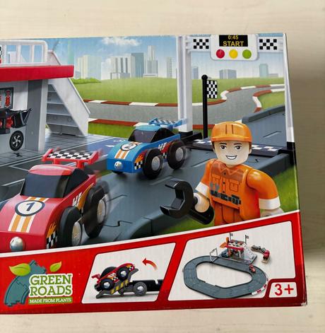 Hape - pretekarska draha so stanicou,