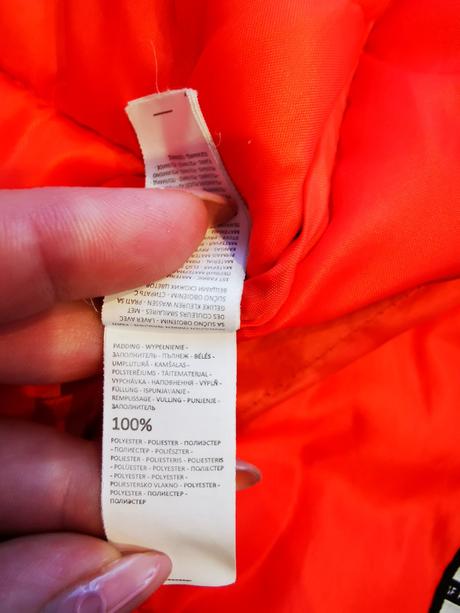 Zimna bunda, v. 158, reserved,158