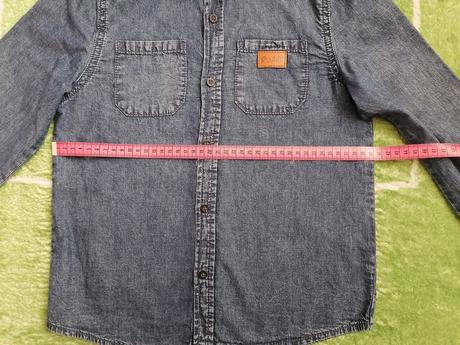 Riflová košeľa, 134