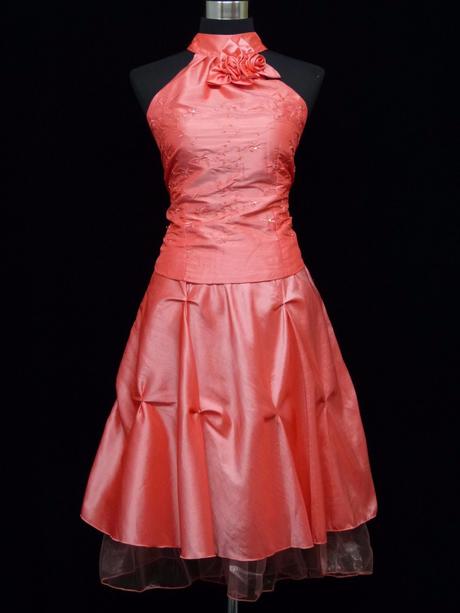 Kratke spolocenske saty, 44