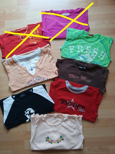 Balík dievčenských tričiek, 152