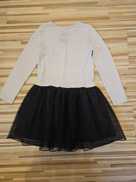 Šatičky minie, disney,128