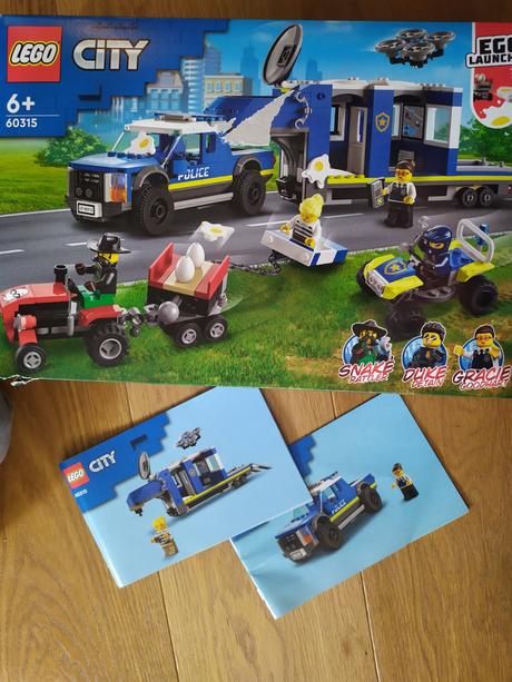Lego city 60315 mobilné policajné veliteľské centr,