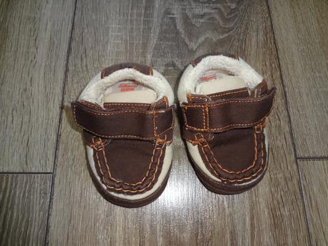 Balík capačiek, <17