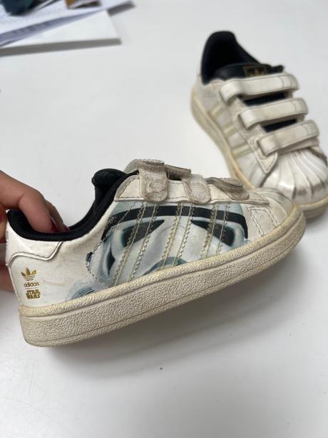 Darujem tenisky, adidas,24